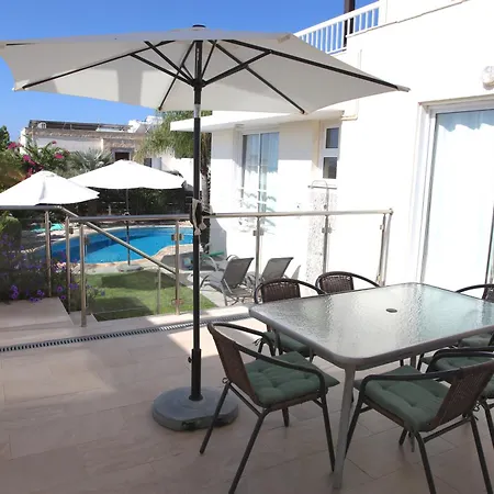 Anastasia * Pissouri
